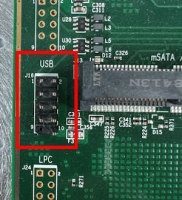 connecteur USB d'une APU